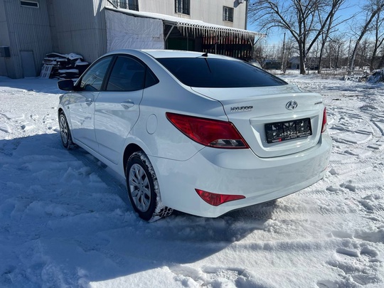 В продаже Hyundai Solaris (хундай (2)