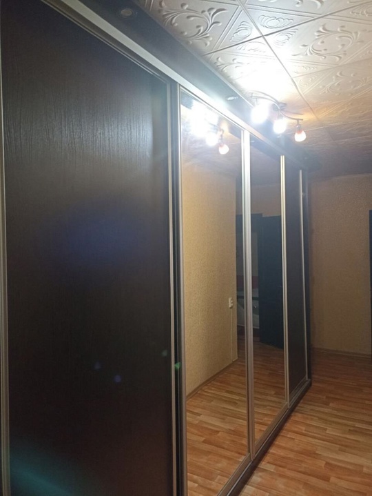 Продается 3 - х комнатная (5)