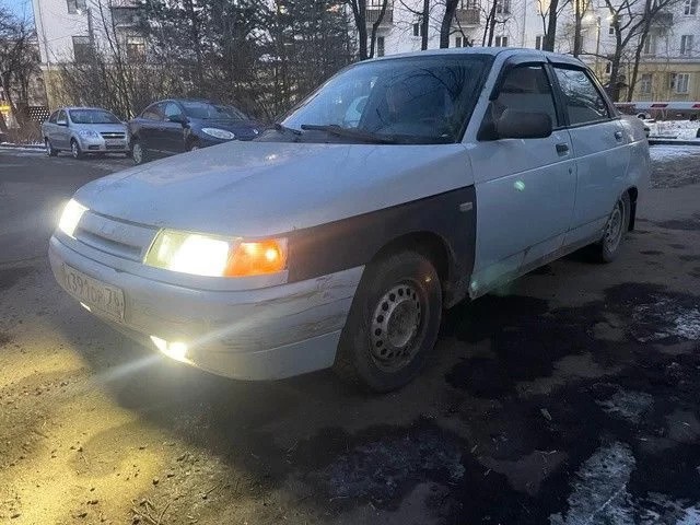 ВАЗ 2110,дно пороги живые,на учете,запретов (1)