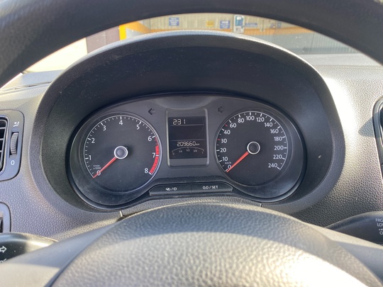 Продам надежный Volkswagen Polo 2018 (4)