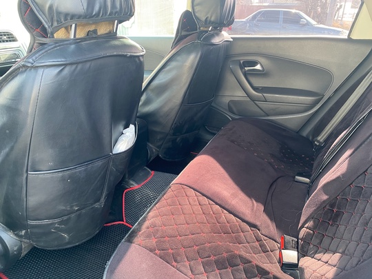 Продам надежный Volkswagen Polo 2018 (7)