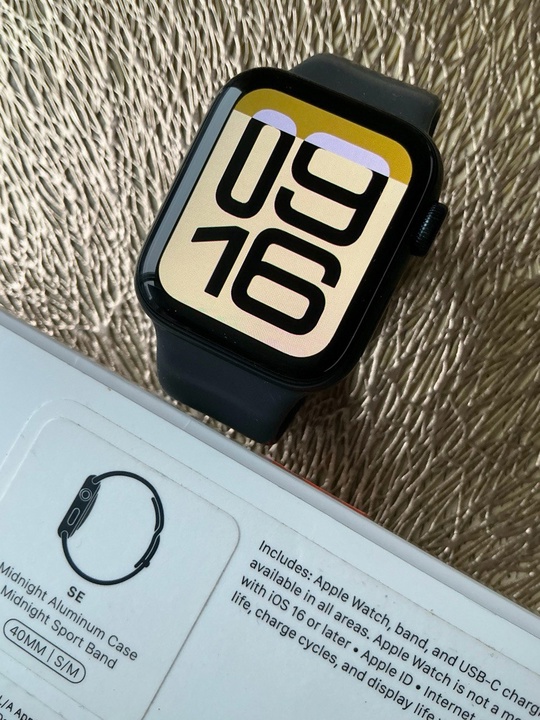Часы Apple Watch SE 2
