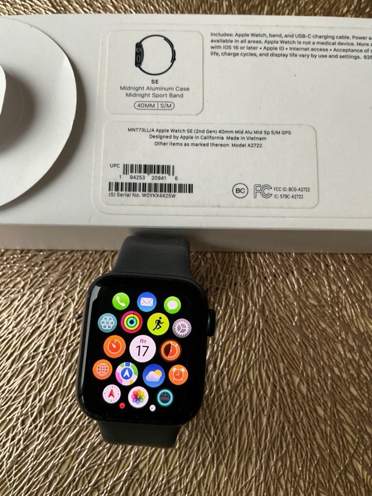 Часы Apple Watch SE 2 (1)