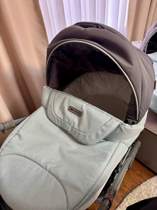 Продам коляску RIKO BASIC BELLA (1)