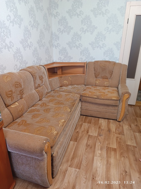 Продам,самовывоз 7 этаж, Брагино,недочёты есть (1)