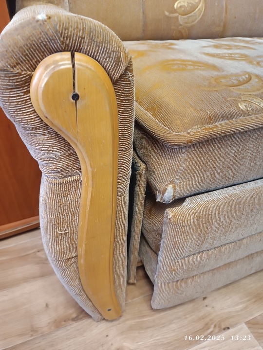 Продам,самовывоз 7 этаж, Брагино,недочёты есть (3)