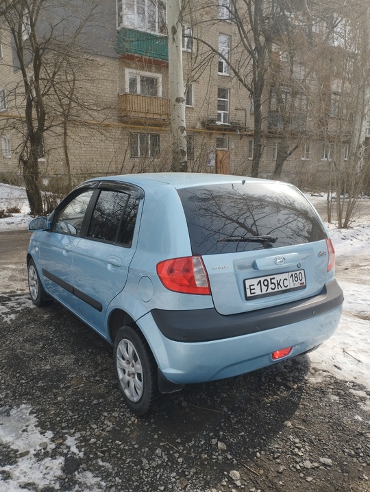2008 год выпуска.
200т. Км пробег
Двигатель (2)