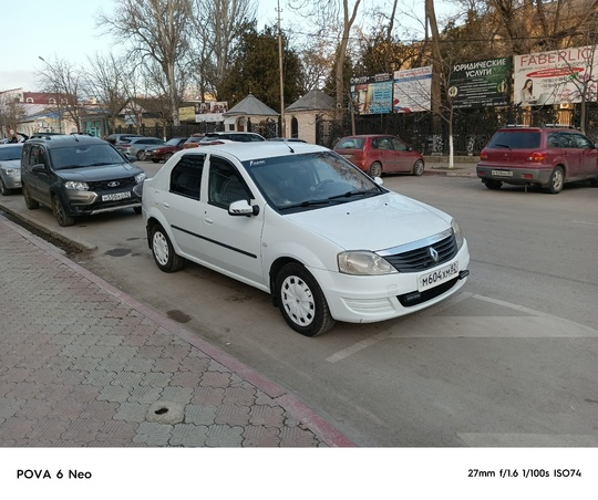 Продам Логана 13год, двс 1.6 (2)