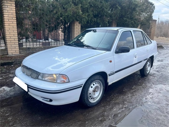 Продам Daewoo Nexia. Пробег 178т. (1)