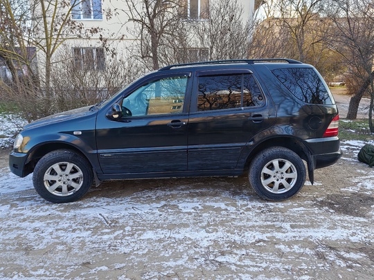 Легендарный Mercedes-Benz M-Class (W163) 1998 (1)
