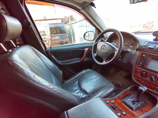 Легендарный Mercedes-Benz M-Class (W163) 1998 (3)
