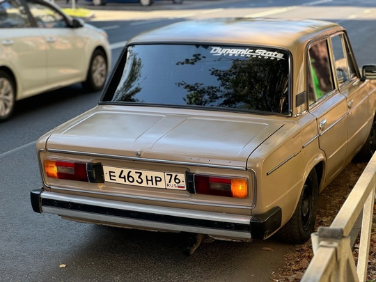 Ваз 21065 
1991 год 
Стоит