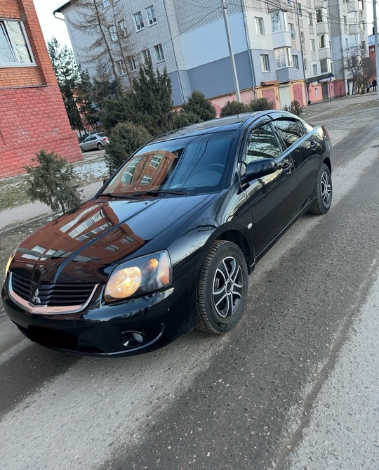 Продам Мицубиси Галант 
2008 год (5)