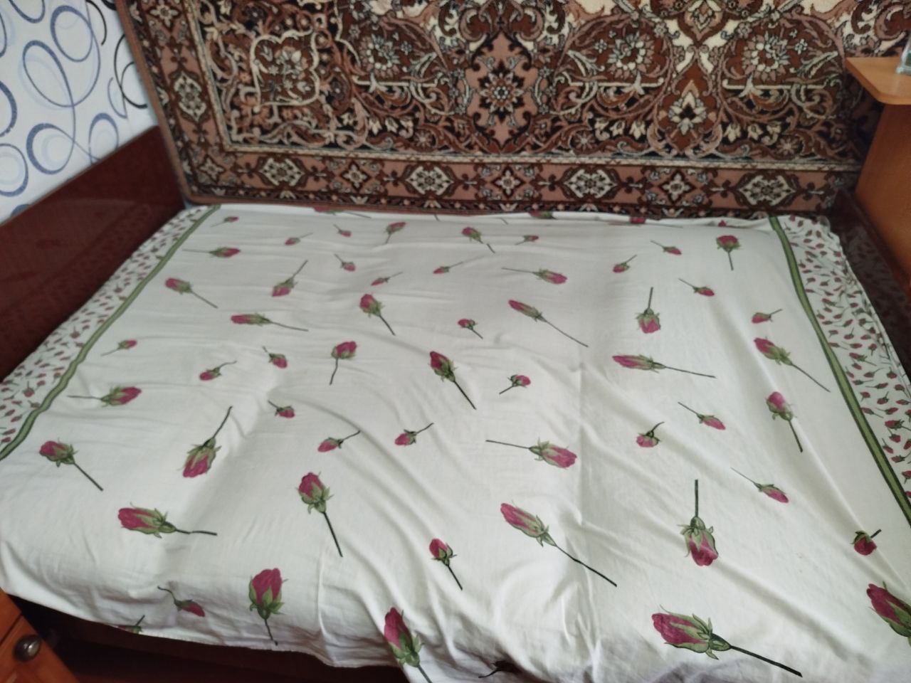 продам кровать 
Макеевка, самовывоз.
2500₽
быстрым скидка (1)