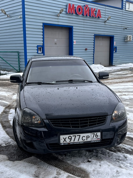 Приора 8 год. 
Мотор делался,