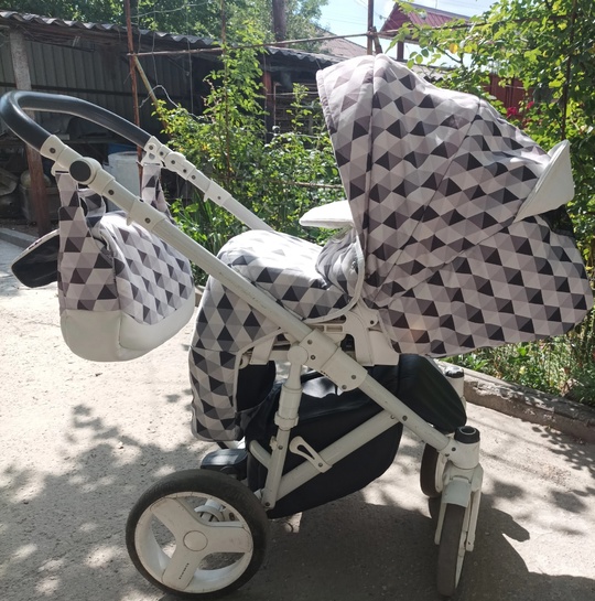 Продам коляску 2в1 в хорошем