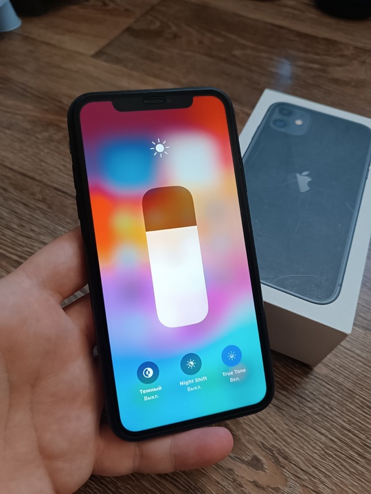 Продам iPhone 11 128Gb Black (2)