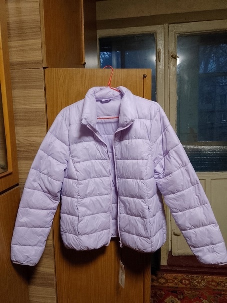 Продам новую демисезонную женскую куртку. (1)
