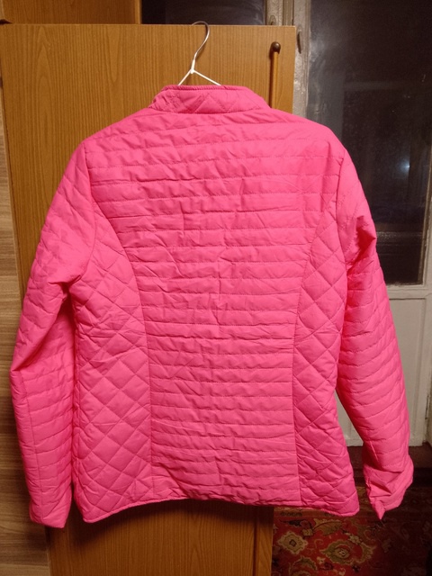 Продам новые демисезонные женские куртки. (2)