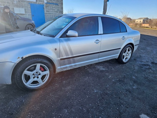 Шкода Суперб 2003г.в.
Двигатель 1.9 tdi (2)