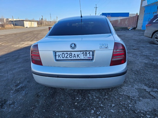 Шкода Суперб 2003г.в.
Двигатель 1.9 tdi (3)
