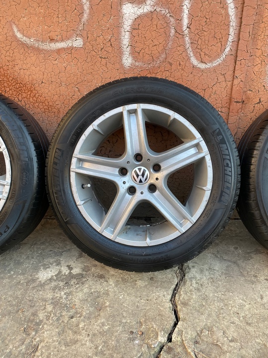 Продам: Летние Колеса R-16, 5x112‼
На (3)
