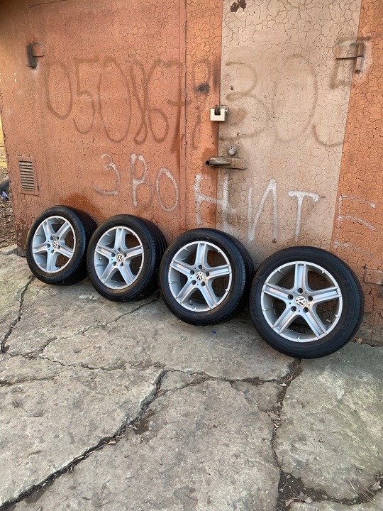 Продам: Летние Колеса R-16, 5x112‼
На (6)