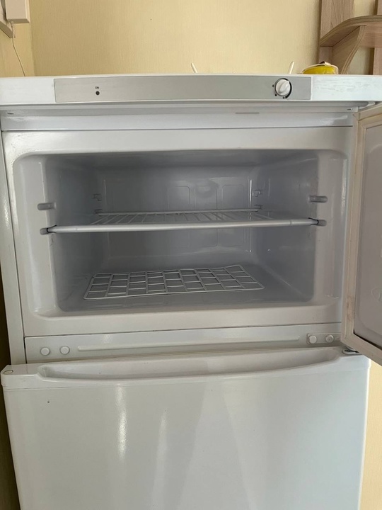 Продам холодильник INDESIT
Состояние рабочее, продажа (1)