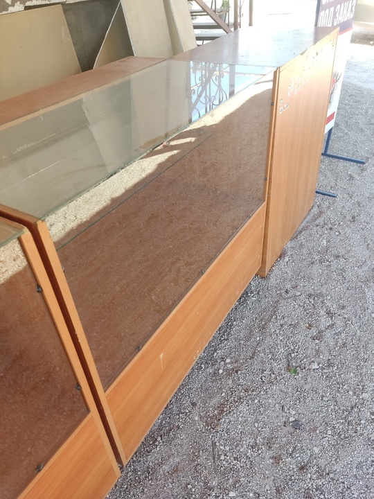 Продам витрины 15 т. Рублей. (2)