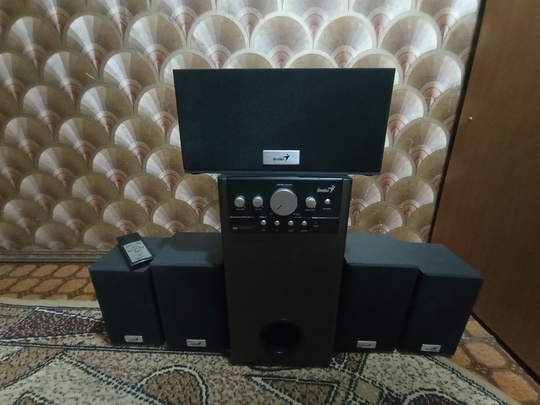 Продам 5.1
Состояние нового 
6000₽
+79591129200 https://vk.com/id767150105