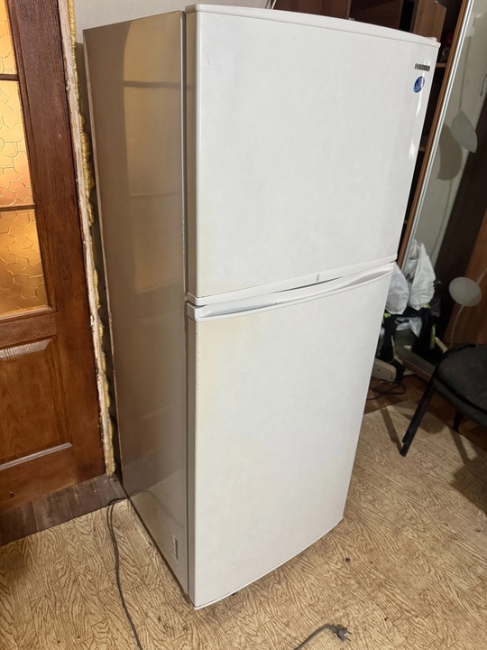 Холодильник Samsung No Frost (Сухая