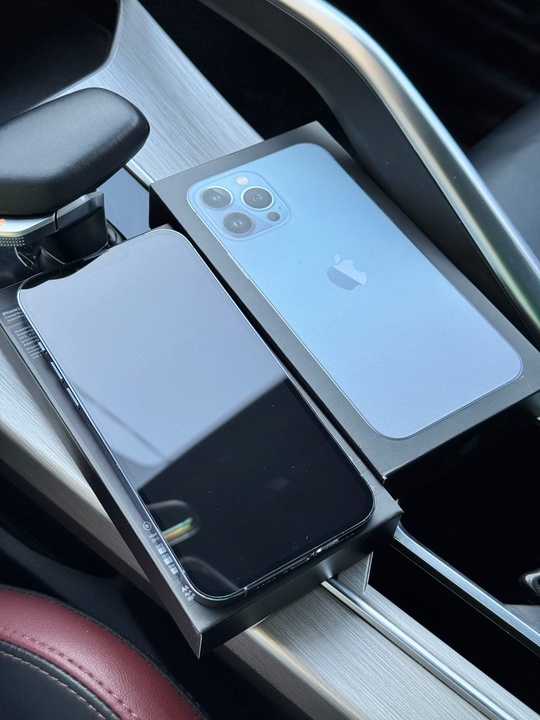 Продам Iphone 13 Pro Max
Память (2)