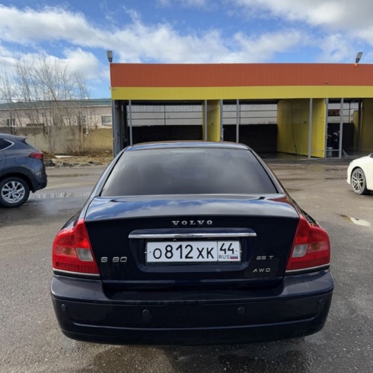 Volvo s80 
2005г рестайлинг
2.5 AT, (3)