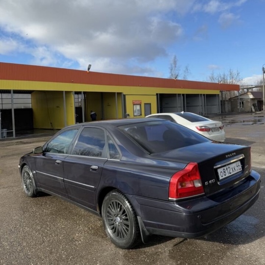 Volvo s80 
2005г рестайлинг
2.5 AT, (4)