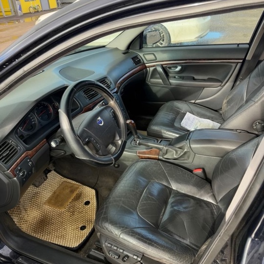 Volvo s80 
2005г рестайлинг
2.5 AT, (5)