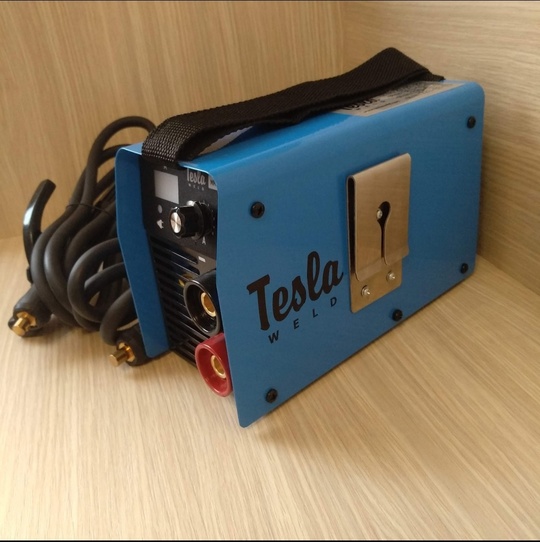 Сварочный инвертор Tesla 251. Новый. (2)