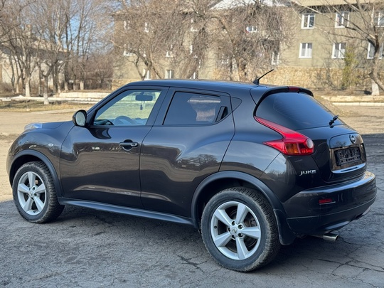 Продам Nissan Juke 2011 год (4)