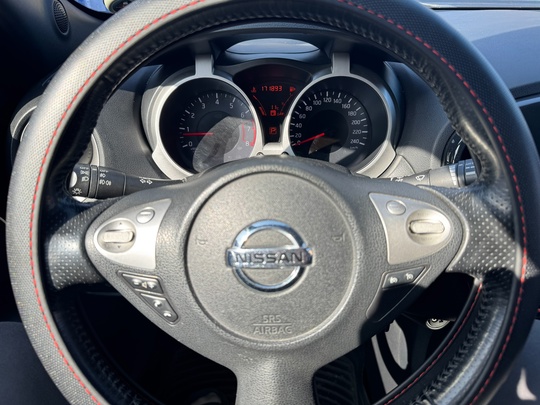 Продам Nissan Juke 2011 год (8)