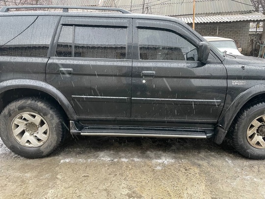 Продается Mitsubishi Montero Sport 3.5л (1)