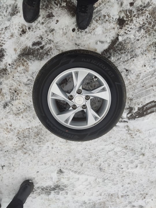 Продам диски Hyundai оригинал состояние (1)