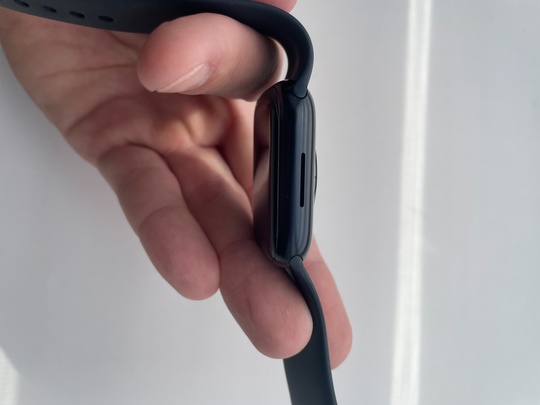 Продаю Apple Watch 8 45mm (4)