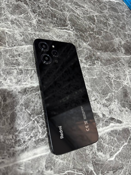Продам два телефона redmi 12 (4)