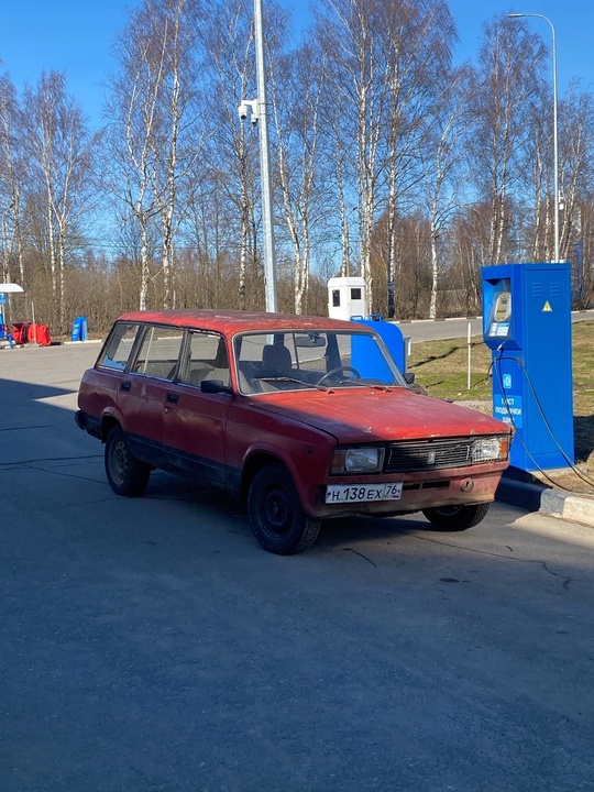 Ваз 2104
Год 1995
По кузову есть (2)