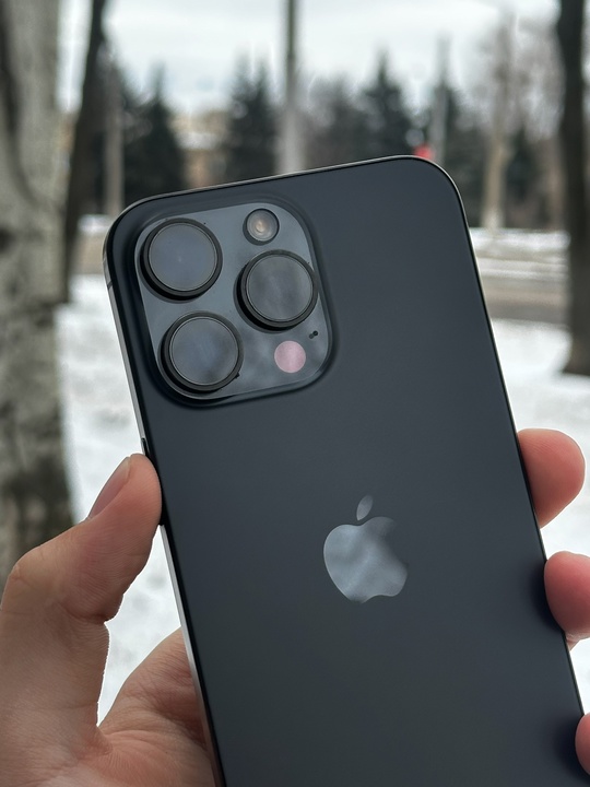 Продам iPhone 15 ProMax Черный (2)