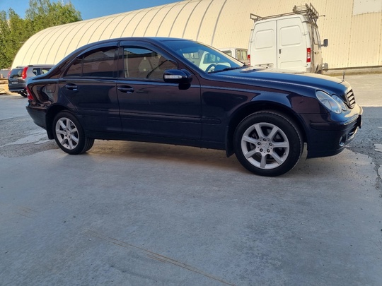 Продам Mercedes-Benz C180 Kompressor механика (4)