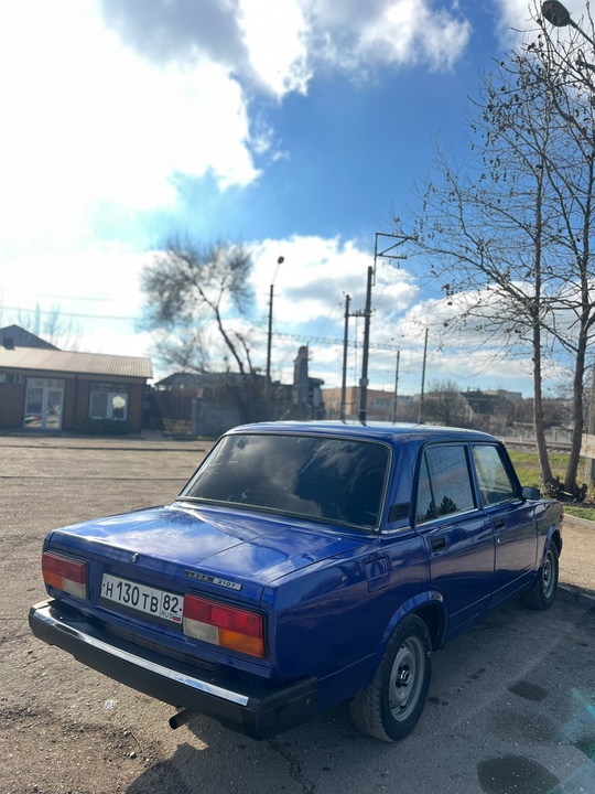 ВАЗ 2107 2010 год

В хорошем (2)