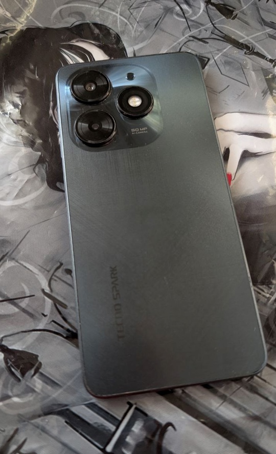TECNO Spark 20с, 8+8/128 ГБ.
Состояние (2)
