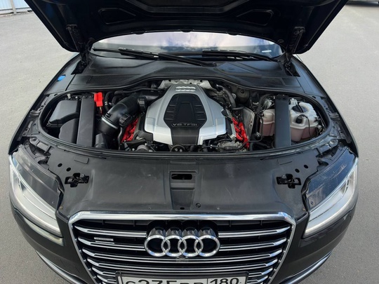 Продам 
AUDI A8 Long 2016г. (9)