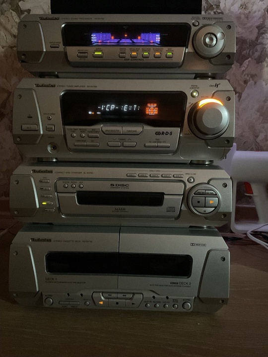 Муз центр Техникс  760 (3)