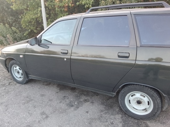 Продам ваз 2111,2004 года,8 клапан,